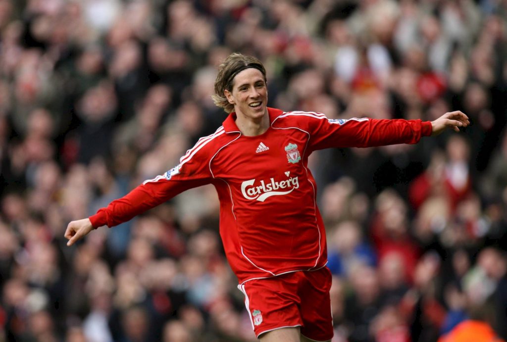 Fernando Torres chooses Liverpool legend Steven Gerrard over Frank Lampard. 