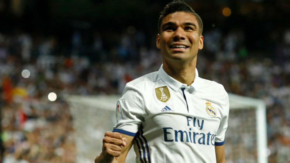 Manchester United's new signing Casemiro makes Liverpool claim at his Real Madrid farewell.