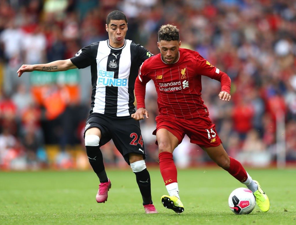 Alex Oxlade-Chamberlain is concerned about his long-term future at Liverpool.