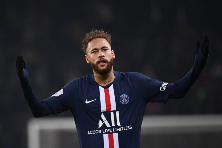 Neymar in action for PSG.