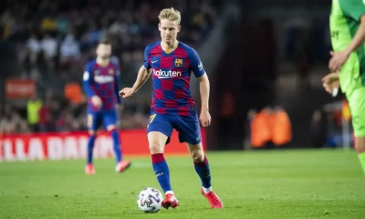 Netherlands midfielder Frenkie de Jong reveals he was told to join Liverpool while training in Qatar.