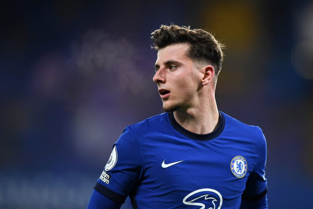 Liverpool are monitoring the situation of Chelsea superstar Mason Mount. 