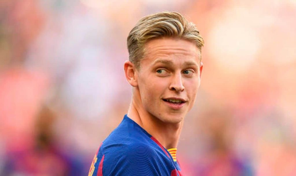Frenkie de Jong has been linked with a move to Manchester United.