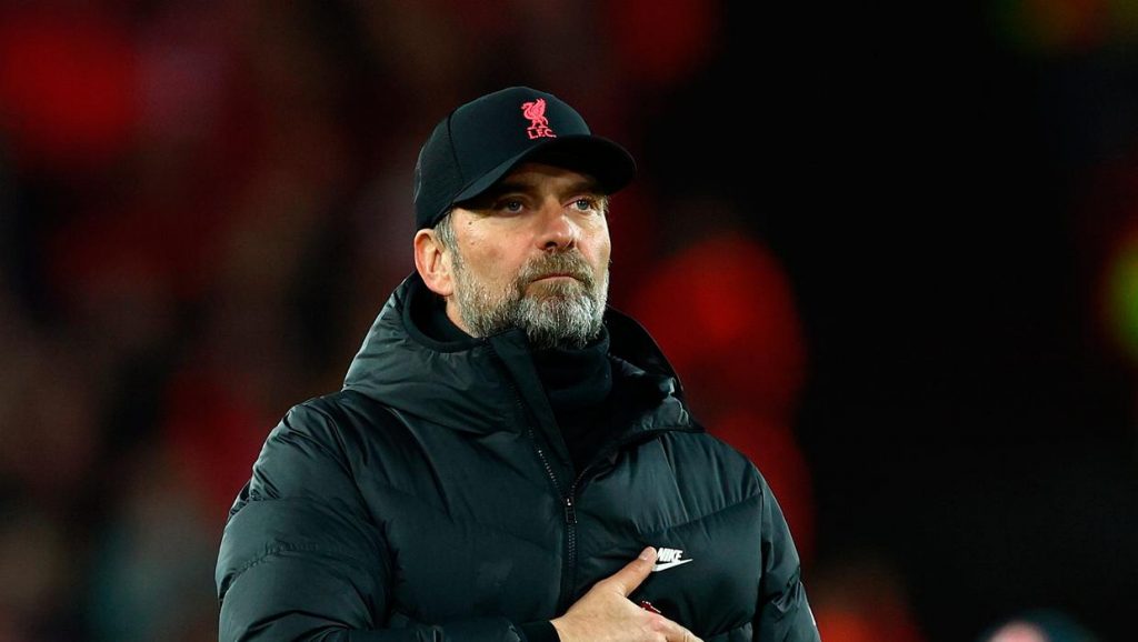 Jurgen Klopp wants Liverpool to be awarded the three points in case the Manchester United fixture is abandoned.