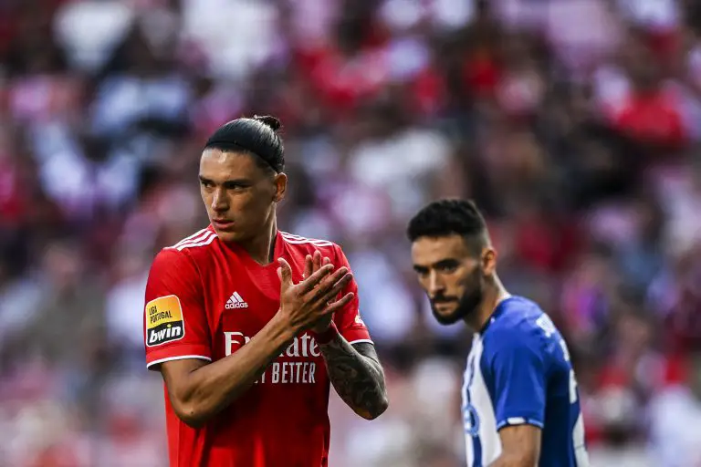 Darwin Nunez reacts against Porto for SL Benfica.