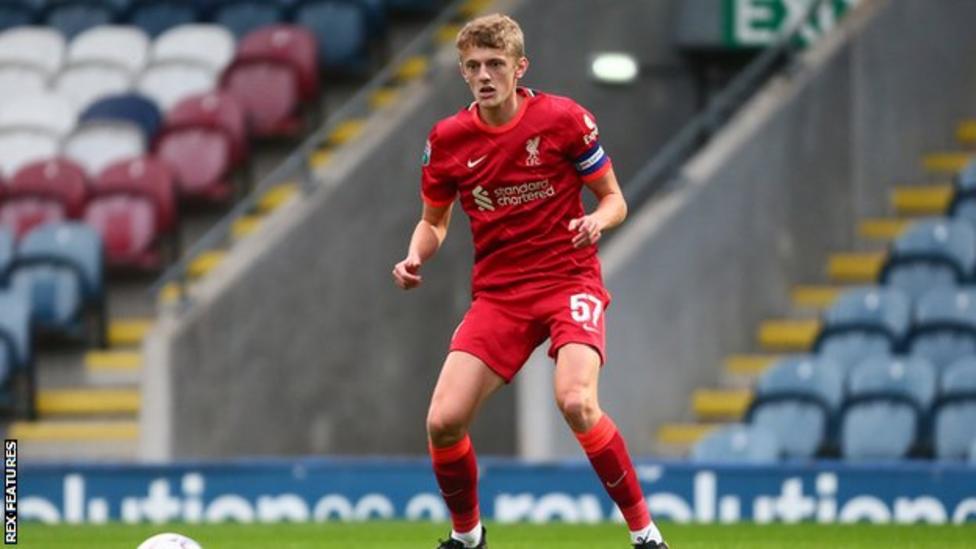 Liverpool youngster Tom Clayton completes Swindon Town transfer. Credit: REX FEATURES)