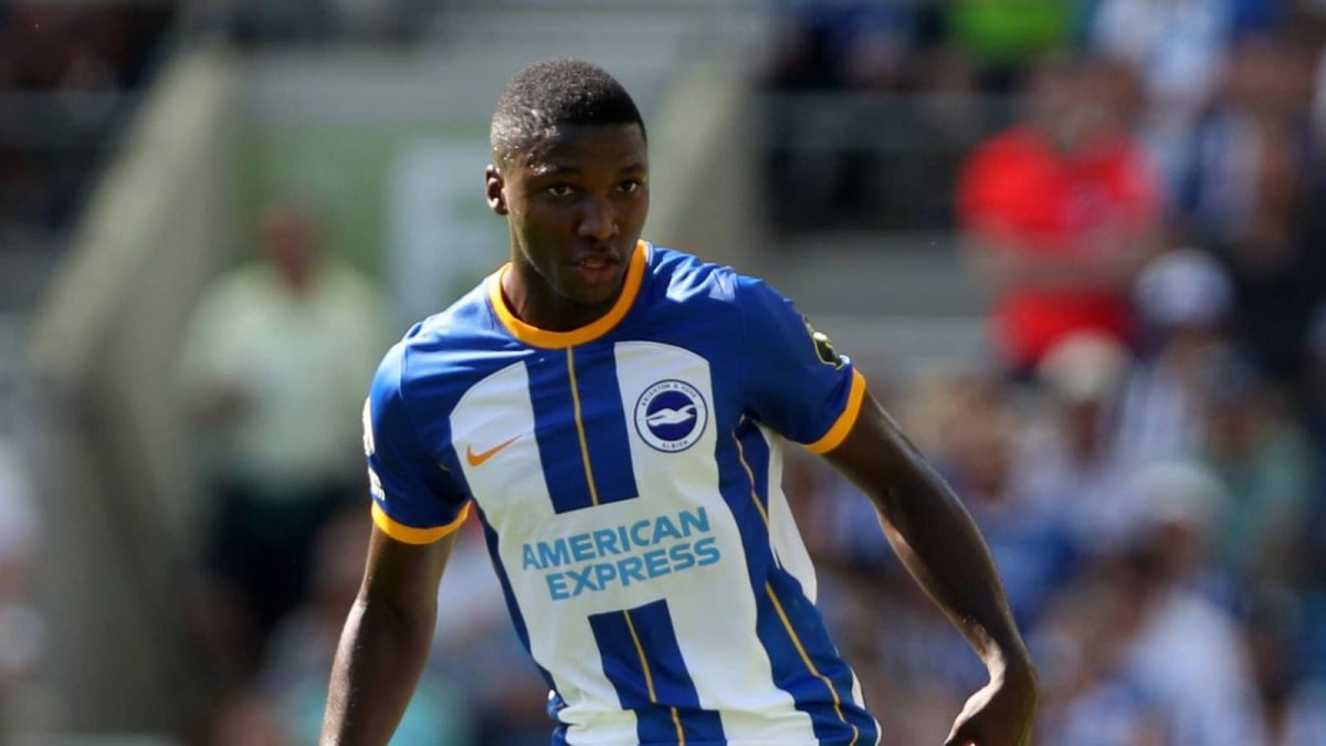 Chelsea and Liverpool are in the race for Brighton midfielder Moises Caicedo. 
