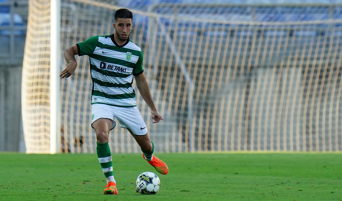 Liverpool transfer target Goncalo Inacio will sign a contract extension at Sporting CP.