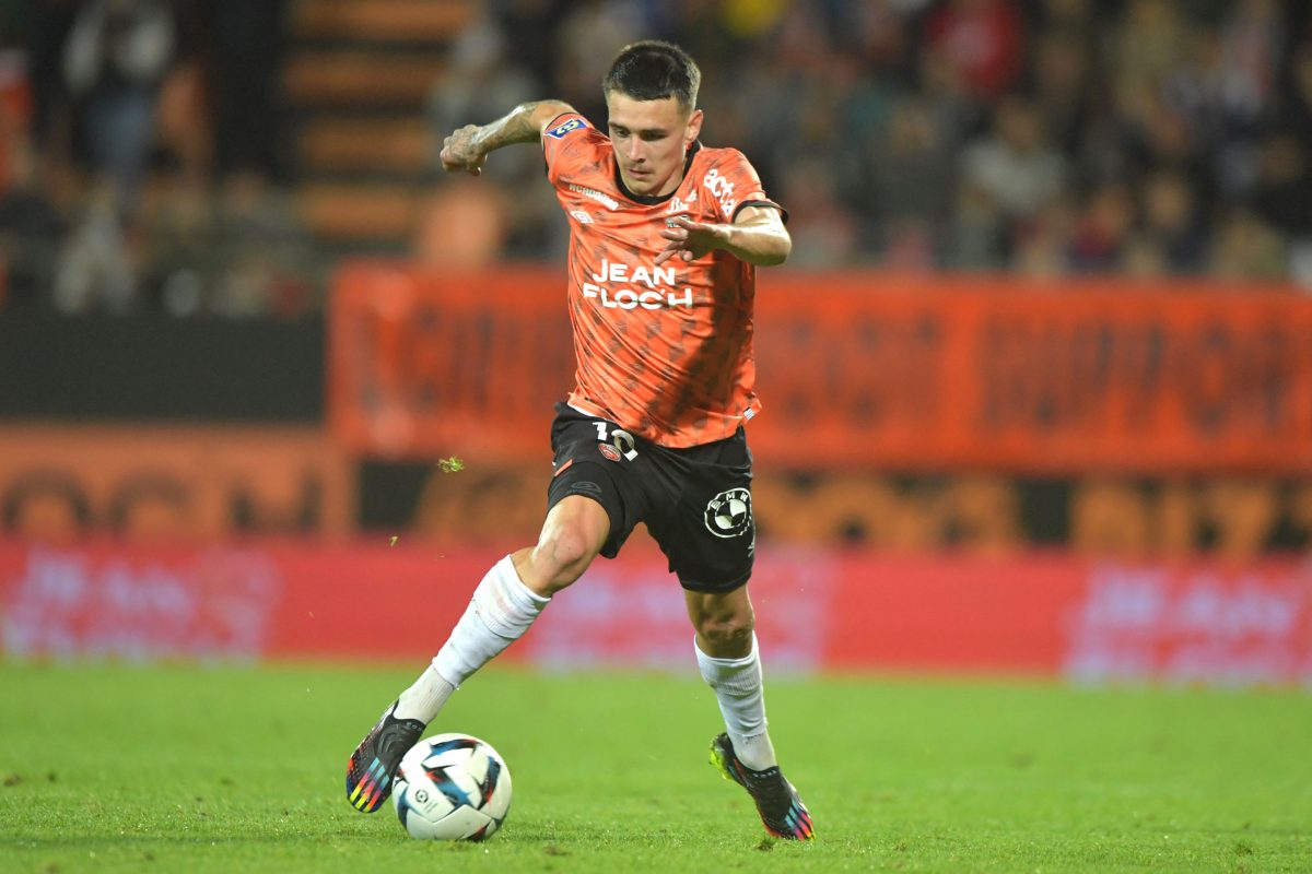 Lorient's French midfielder Enzo Le Fee runs during the French L1 football match between FC Lorient and OGC Nice, at Stade du Moustoir in Lorient, western France, on October 30, 2022.