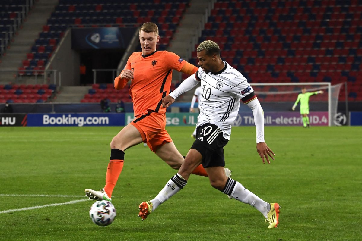 Perr Schuurs in action for The Netherlands' U21 squad.