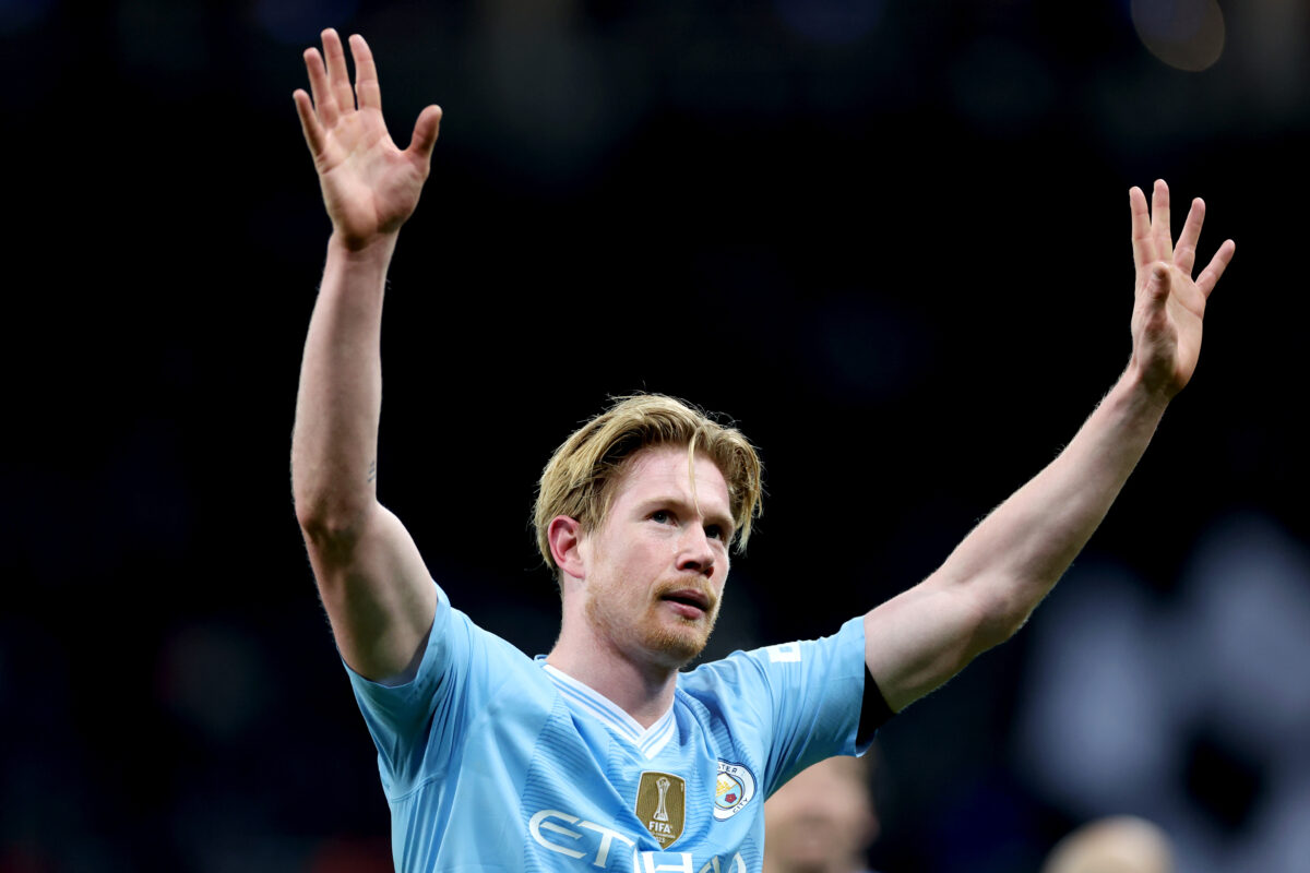 Rio Ferdinand thinks returning Manchester City star Kevin De Bruyne gives them an edge over Liverpool in the title race.  (Photo by Alex Livesey/Getty Images)