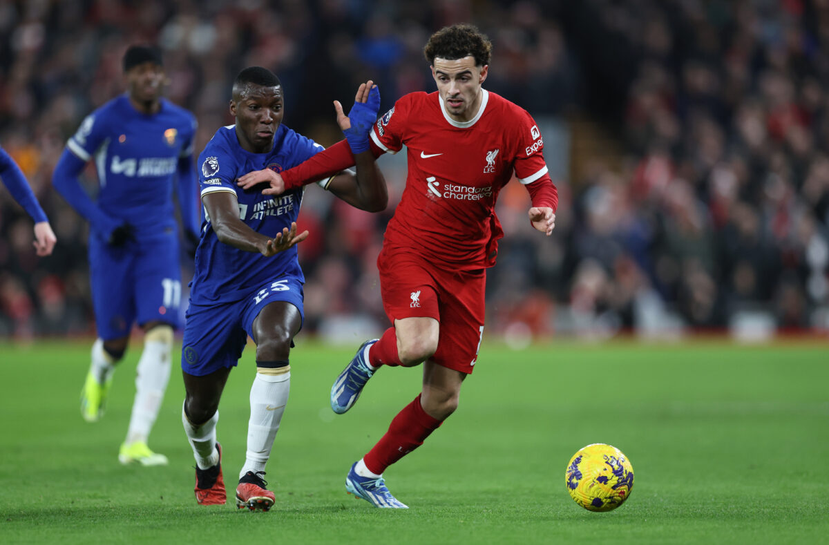 LIVERPOOL, ENGLAND - JANUARY 31: Curtis Jones of Liverpool on the ball under pressure from Moises Caicedo of Chelsea during the Premier League match between Liverpool FC and Chelsea FC at Anfield on January 31, 2024 in Liverpool, England. (Photo by Clive Brunskill/Getty Images)