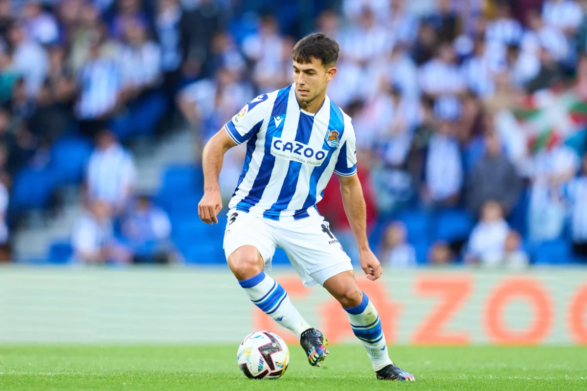 Liverpool and Arsenal are both interested in Real Sociedad star Martin Zubimendi. 