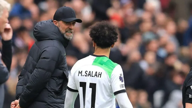 Revealed: Jurgen Klopp said this to Mohamed Salah in the West Ham game.