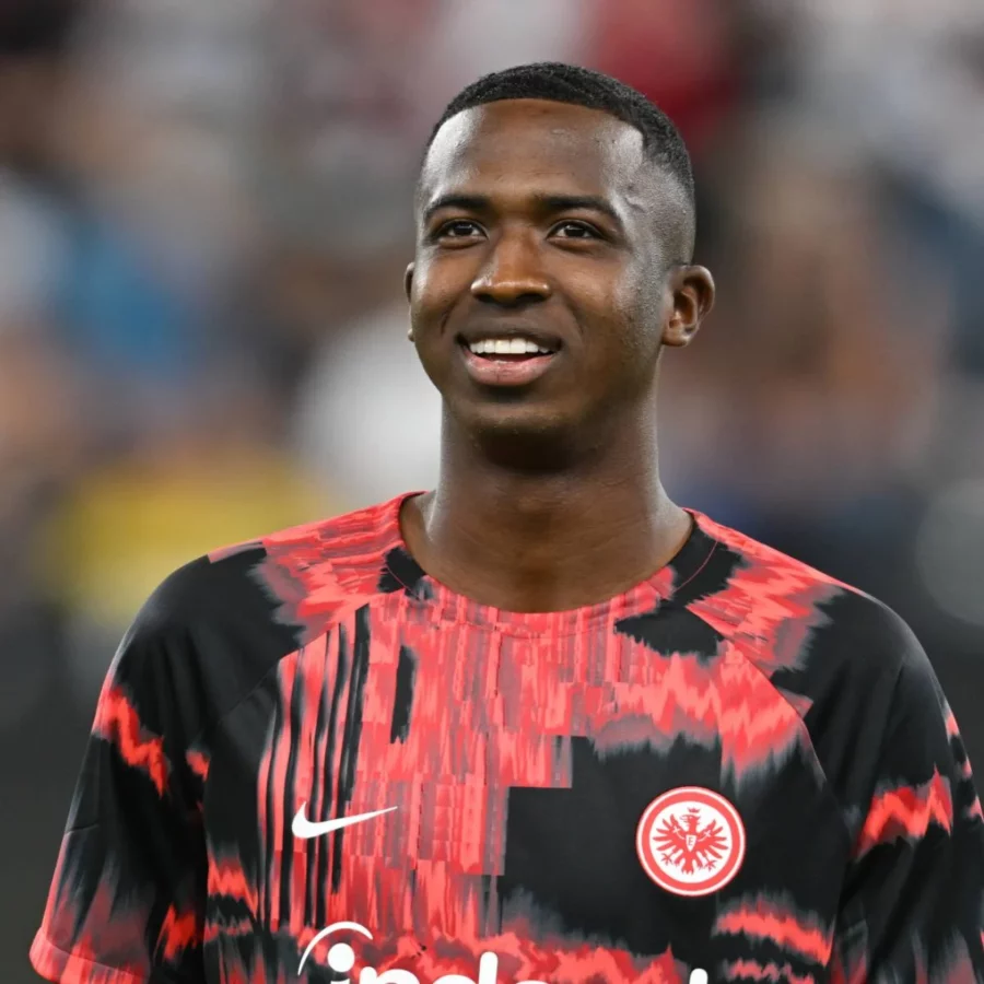 Liverpool are keeping tabs on the £50 million potential Joel Matip replacement who plays as a centre-back for Eintracht Frankfurt