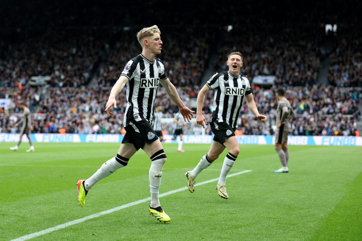 NEWCASTLE UPON TYNE, ENGLAND - APRIL 13: Anthony Gordon of Newcastle United celebrates scoring his team's second goal during the Premier League match between Newcastle United and Tottenham Hotspur at St. James Park on April 13, 2024 in Newcastle upon Tyne, England. (Photo by George Wood/Getty Images) (Photo by George Wood/Getty Images)