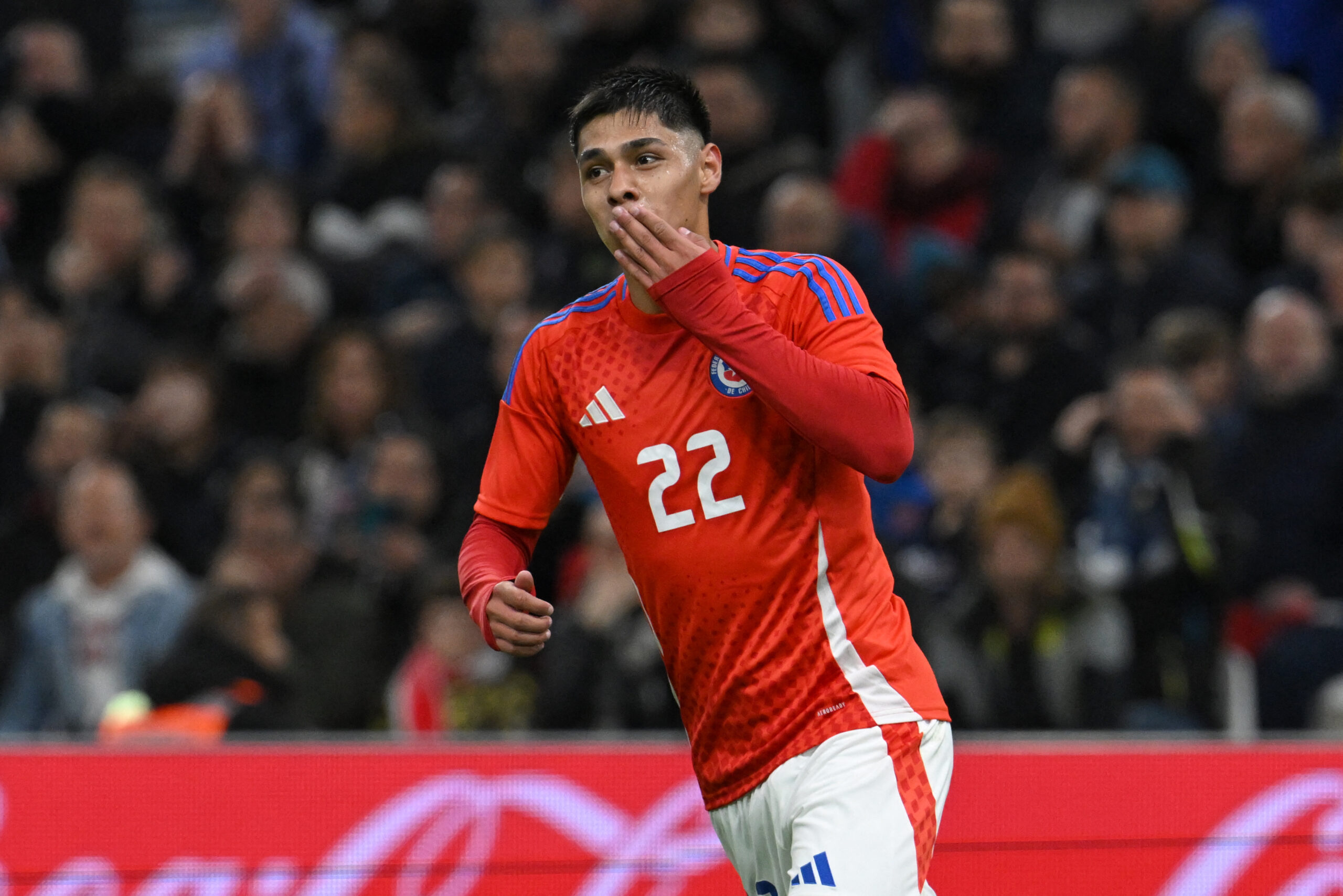 Liverpool eye early deal for rising Chilean star, breakout Copa America on the cards