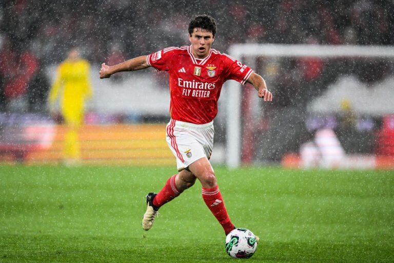 Benfica's Portuguese midfielder #87 Joao Neves runs with the ball during the Portuguese League football match between SL Benfica and GD Chaves at the Luz stadium in Lisbon on March 29, 2024. (Photo by PATRICIA DE MELO MOREIRA / AFP) (Photo by PATRICIA DE MELO MOREIRA/AFP via Getty Images)