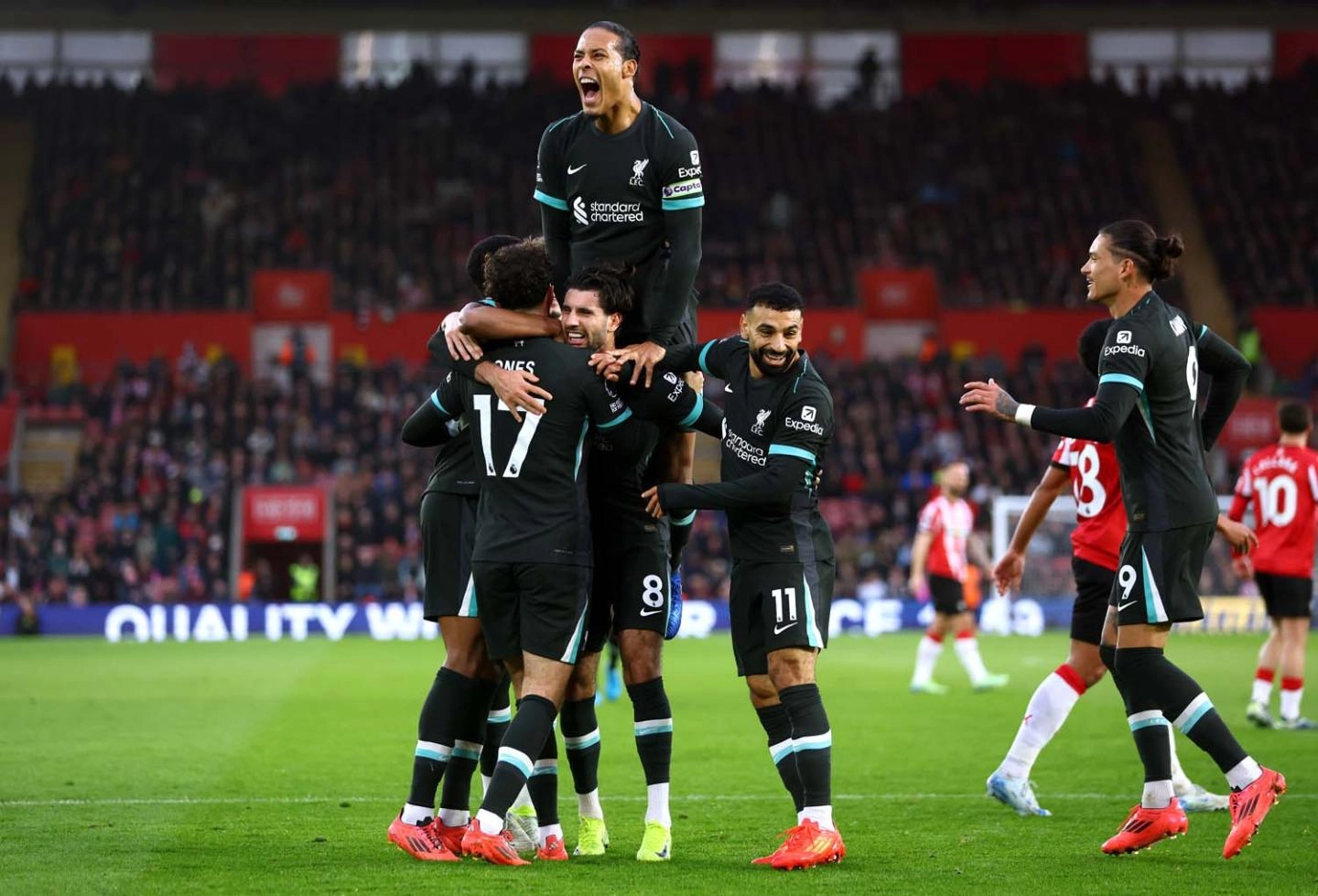 Liverpool team celebrating the goal from Dominik Szoboszlai against Southampton. (Photo credit: Liverpool FC/Liverpoolfc.com)