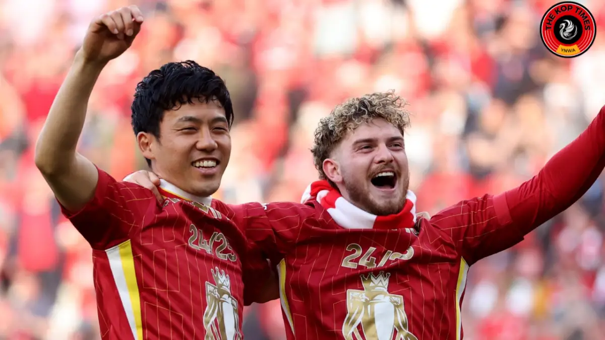 Liverpool star Wataru Endo and Harvey Elliott celebrate the club's 20th title victory.